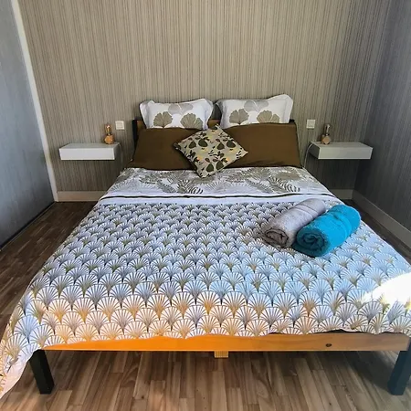 Le Du Côteau - 6 Hébergement de vacances *